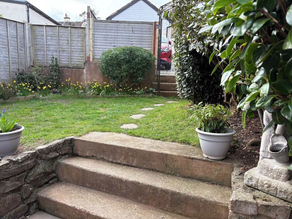 Whortleberry Tearoom by null