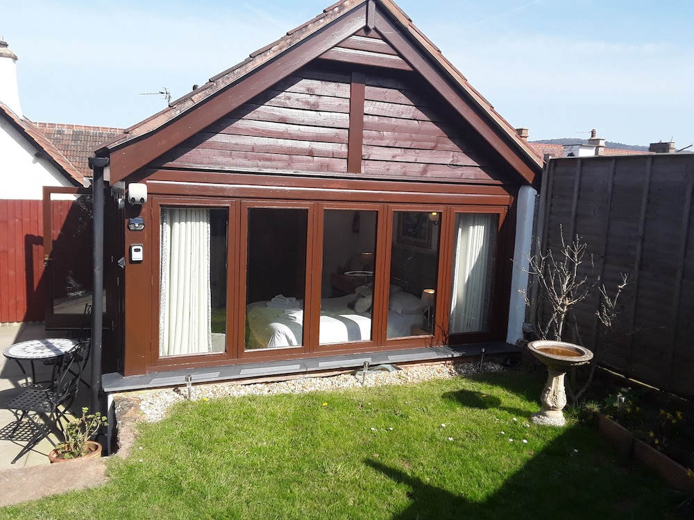 Whortleberry Tearoom by null