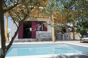 Outdoor pool - Stella Maria, house @the airport with private pool, and swingset in the garden (Paros)