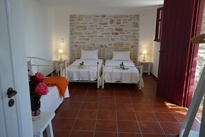 2 Schlafzimmer, Bügeleisen/Bügelbrett, Reisekinderbett, kostenloses WLAN