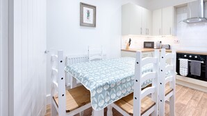 經典單棟房屋 | 房內用餐
