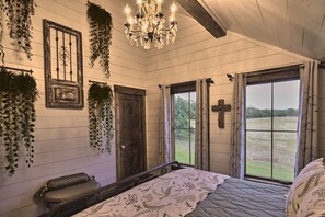 4 bedrooms, WiFi, bed sheets