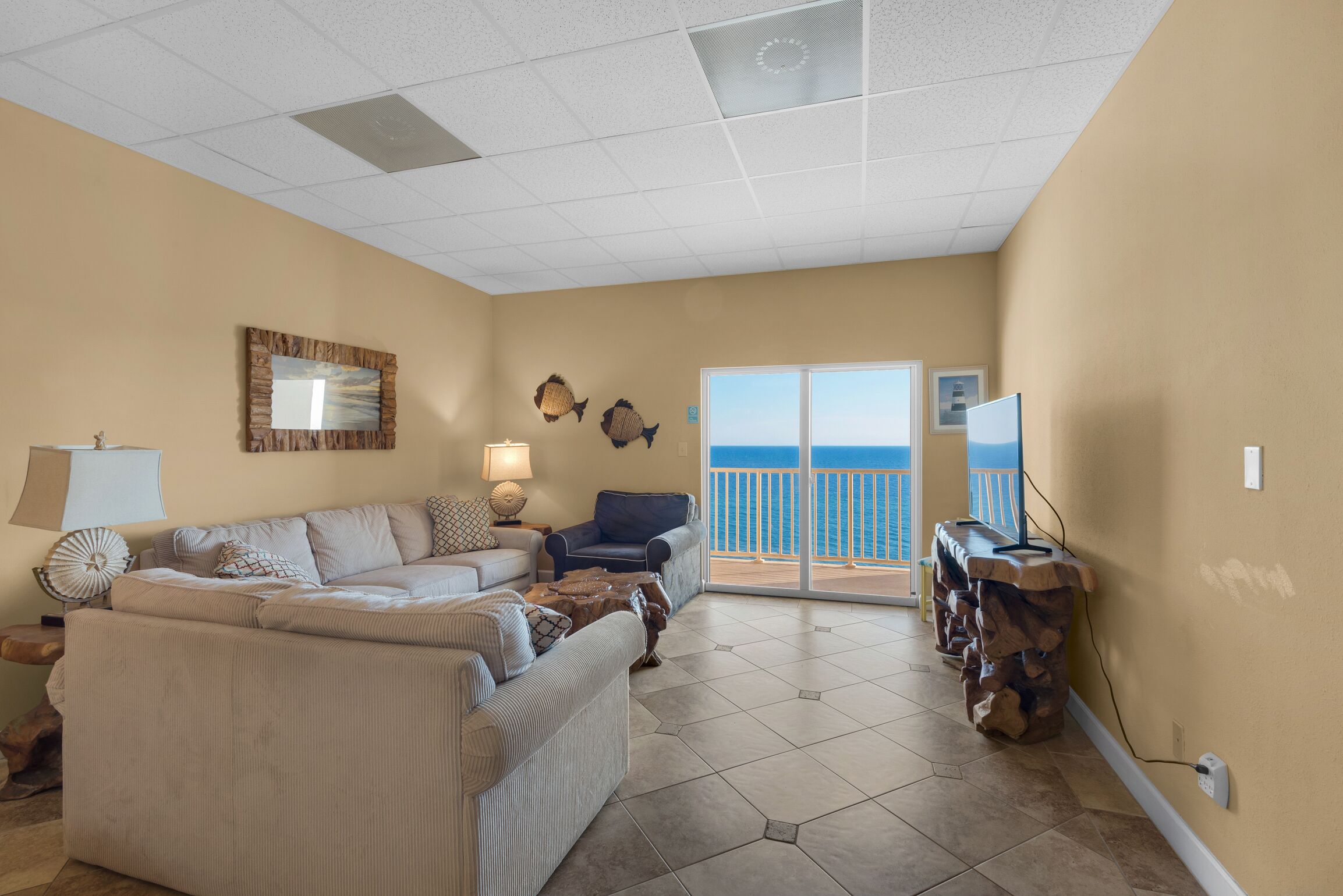 Gulf Front~Top Floor Balcony~3BR Sans Souci 706