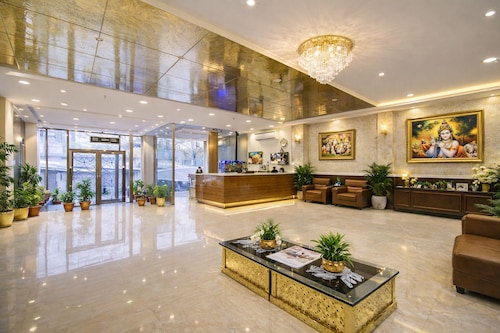 Hotel Grand Suites Near Delhi Airport - A Unit of D'Capitol