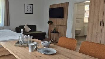 Superior-Studio | Schallisolierte Zimmer, Bügeleisen/Bügelbrett, kostenloses WLAN