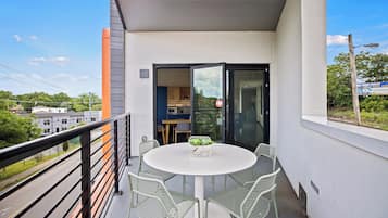 Basic Apartment, 1 Queen Bed, Kitchen (Compact Studio With Shared Kitchen Sp) | Terrace/patio