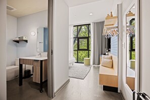 1 bedroom, premium bedding, in-room safe, individually decorated