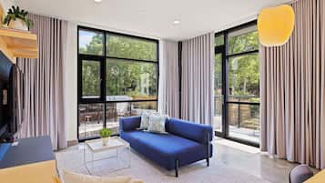 49-inch Smart TV with digital channels, TV, Netflix