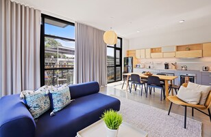 Premium bedding, in-room safe, individually decorated