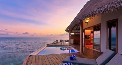 Cinnamon Velifushi Maldives