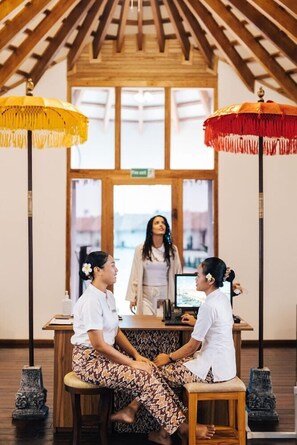 Lobby - Cinnamon Velifushi Maldives (Maldives Islands)