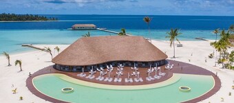 Cinnamon Velifushi Maldives