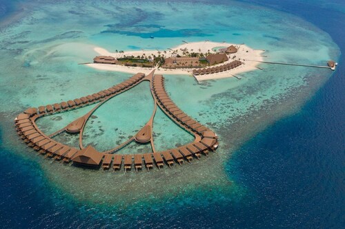Cinnamon Velifushi Maldives