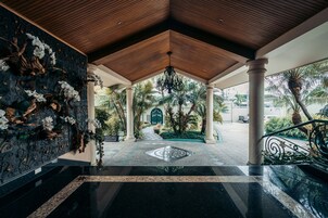 Fachada de la propiedad