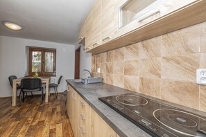 Apartment (3) | Private kitchen