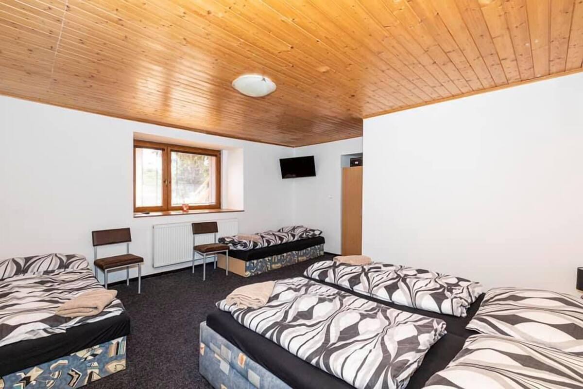 Apartment (2) | 2 bedrooms, laptop workspace, free WiFi, bed sheets
