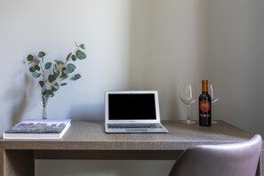 Classic Double Room - Giubbonari Suites (Rome)