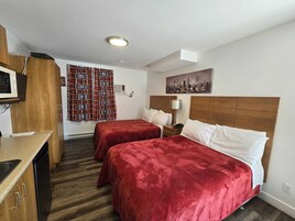 Comfort Quadruple Room