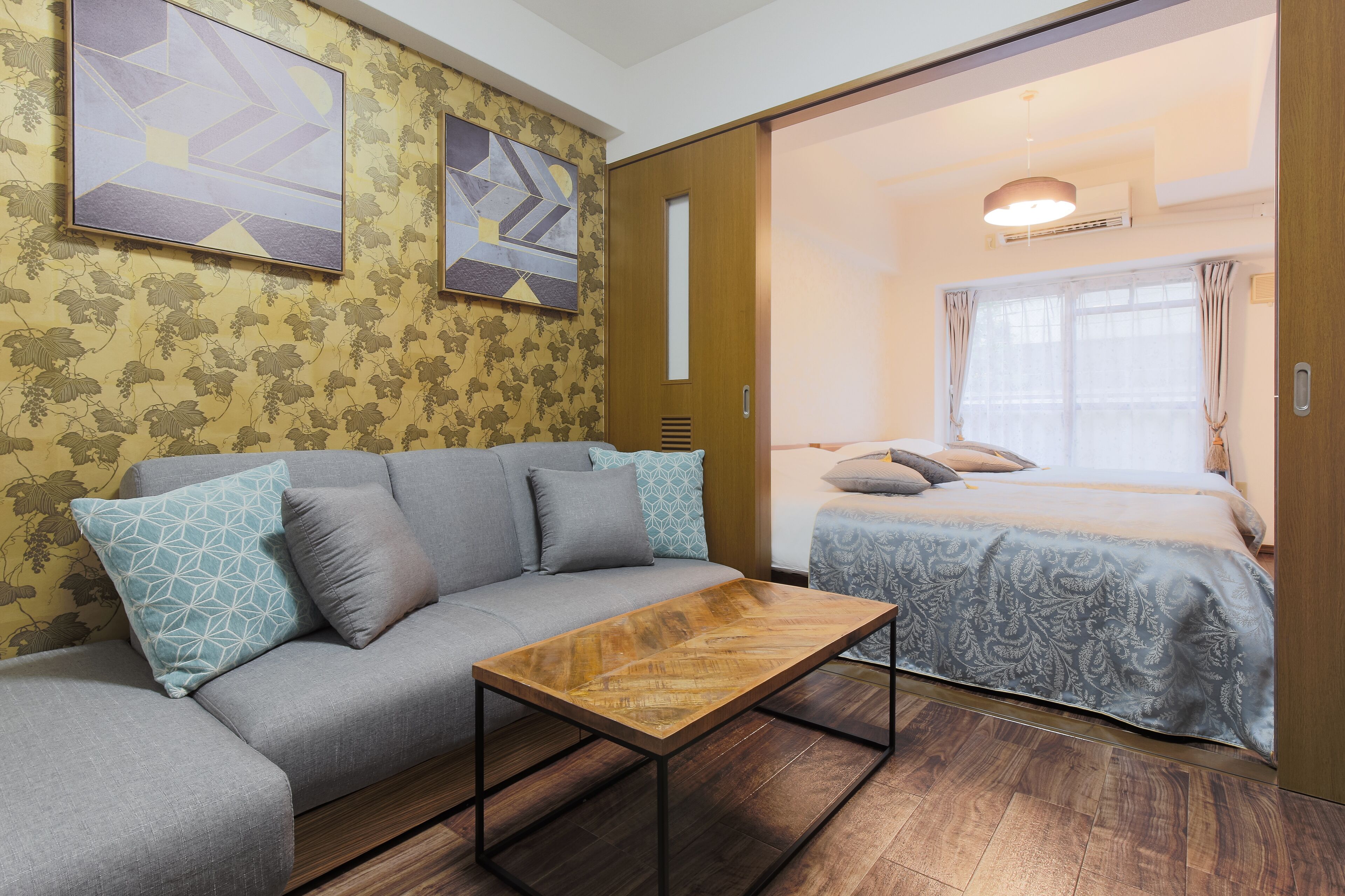 อพาร์ทเมนท์ | บริเวณนั่งเล่น | ทีวี