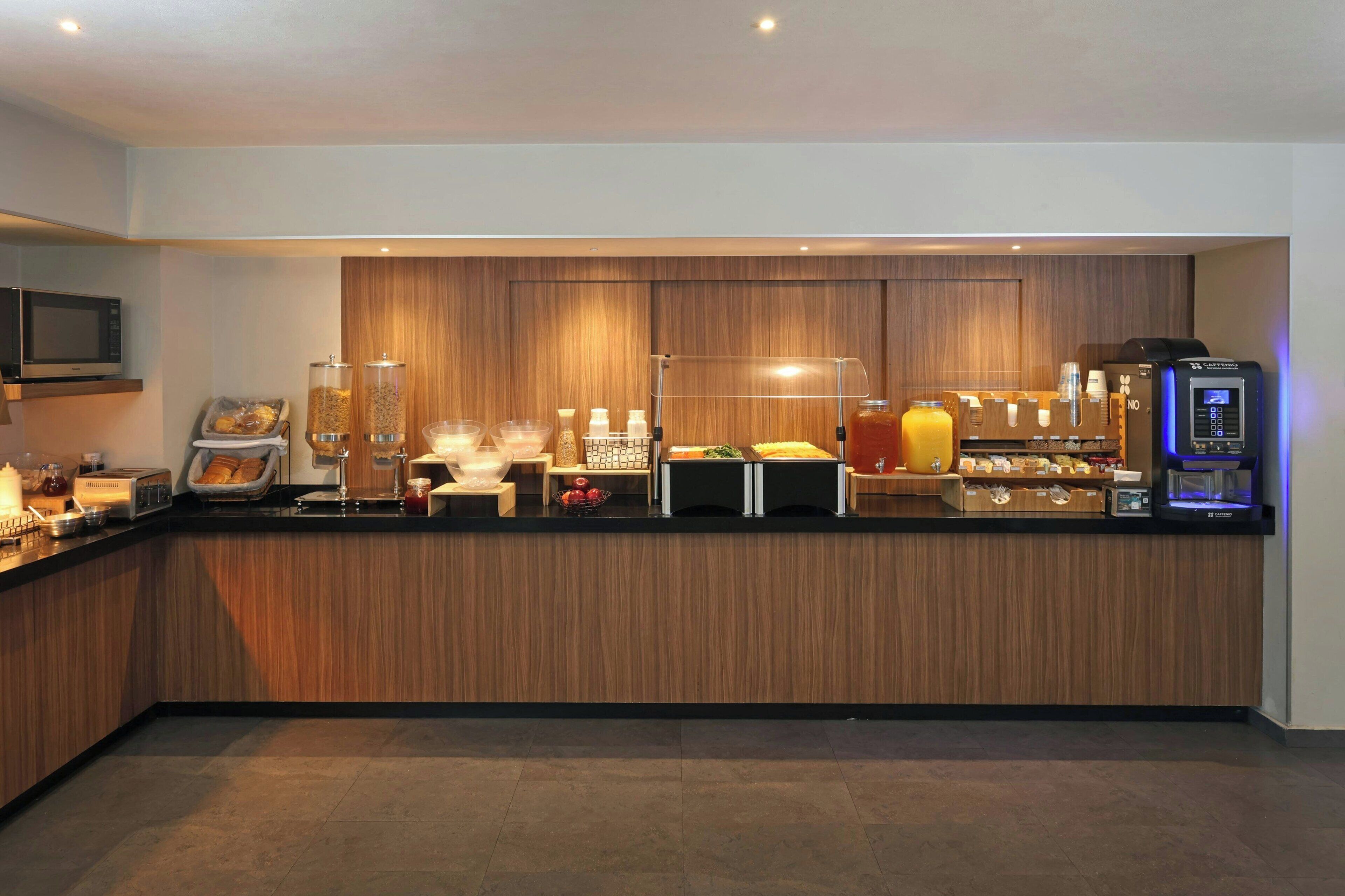 Free daily buffet breakfast