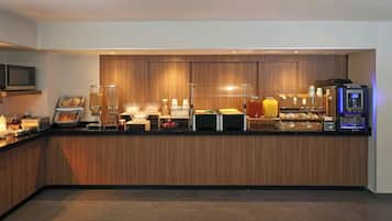 Free daily buffet breakfast