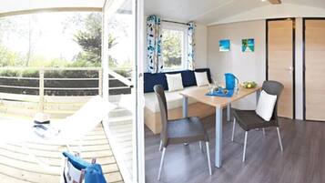 Basic Mobile Home, 1 Bedroom | Living area | 40-cm flat-screen TV with digital channels, TV, table tennis