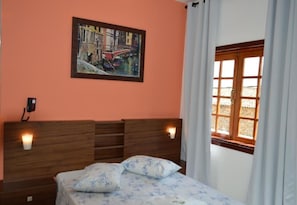 Minibar, kostenloses WLAN, Bettwäsche