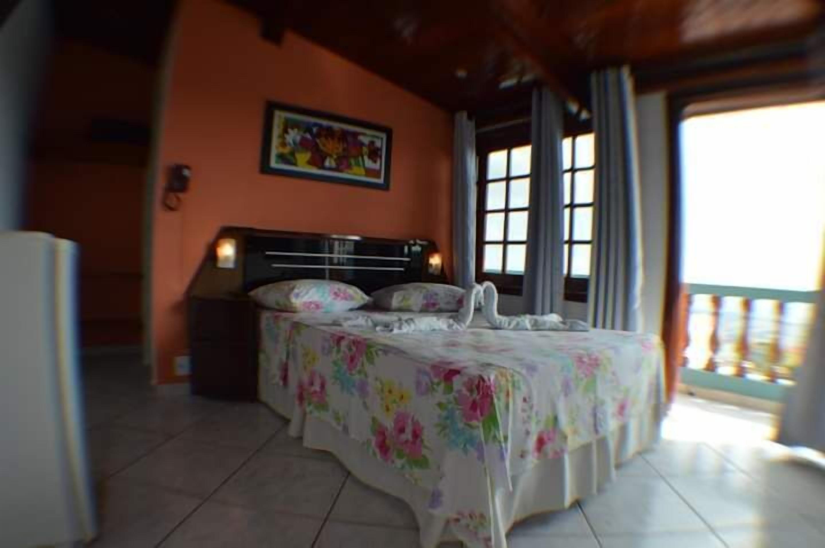 Double Room | Minibar, free WiFi, bed sheets