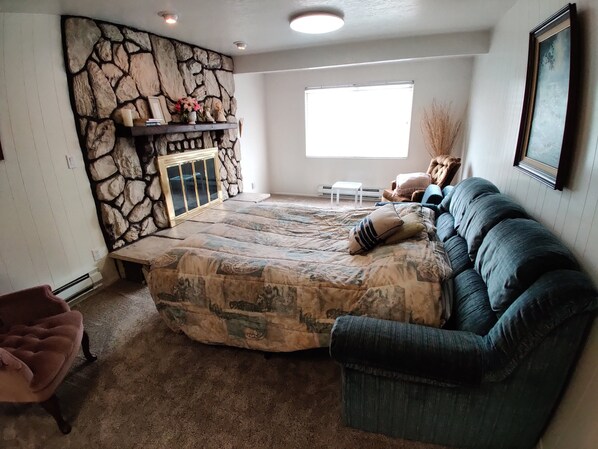 2 habitaciones, tabla de planchar con plancha y wifi gratis 