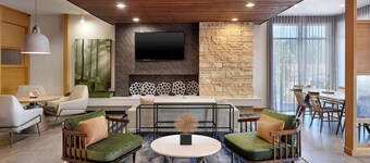 Fairfield Inn & Suites by Marriott Locust Grove I-75 South