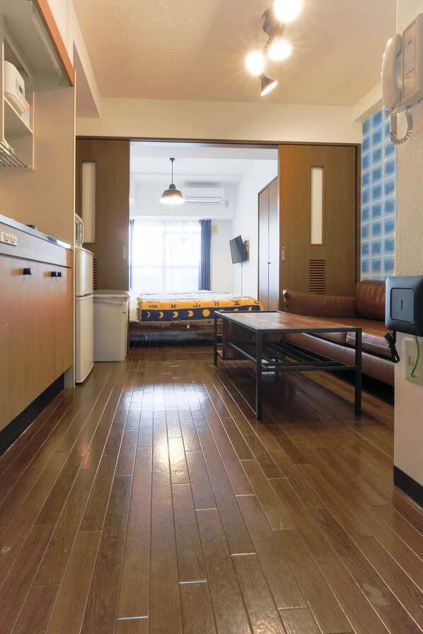 Apartment | Living area - Grand Court Namba 402 (Osaka)