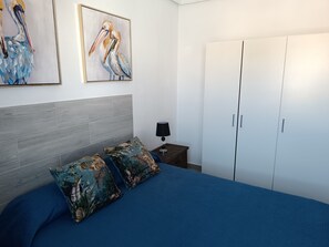 3 bedrooms, iron/ironing board, travel crib, WiFi