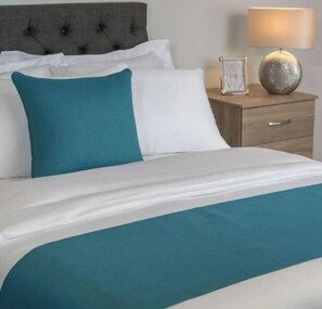 Iron/ironing board, WiFi, bed sheets - Warwick street Professional Let (Newcastle) (Newcastle upon Tyne)