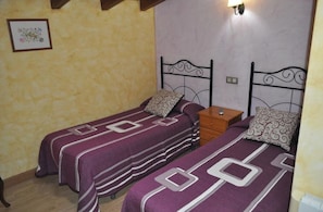 5 Schlafzimmer, kostenloses WLAN, Bettwäsche