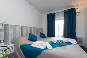 Habitació doble o amb dos llits individuals, amb bany privat (La rigole)
