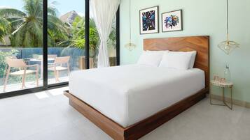 Cofres nos quartos, cortinas blackout, quartos à prova de som