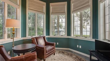 Grand Room Suite 6 | 1 bedroom, premium bedding, individually decorated