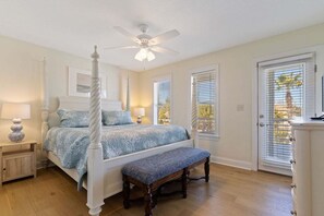 8 bedrooms, iron/ironing board, free WiFi, bed sheets - ☀️Crystal Beach Sandcastle – Private Pool Duplex, Sleeps Large Groups in Destin☀ (Destin)