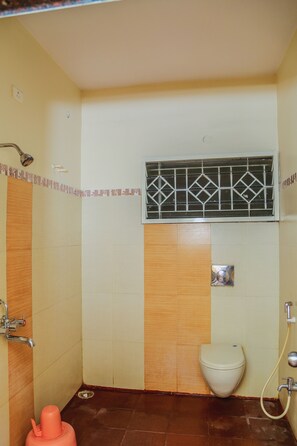 Habitación doble Deluxe | Baño | Toallas 