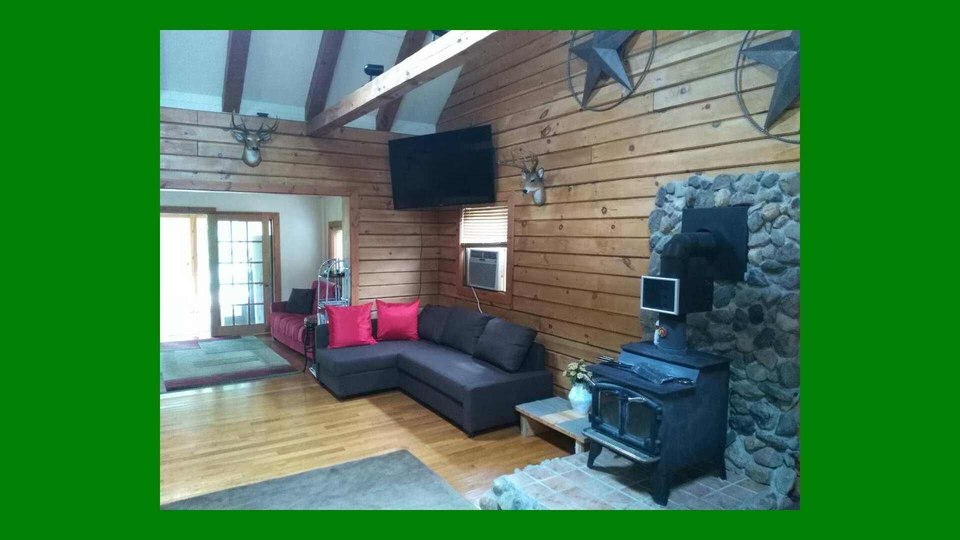 Gorgeous and cozy cabin in the Finger Lakes