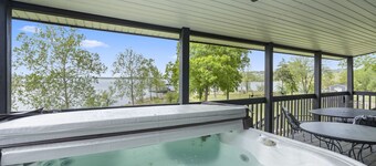 Direct Waterfront & Sunset views! Best View of Table Rock Lake-steps to the shore! Swim Dock!