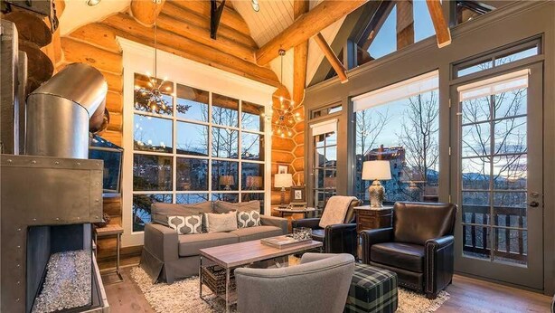 Apartment, Mehrere Betten (See Forever Cabin 107 (Condo)) | Wohnzimmer | Fernseher, Kamin
