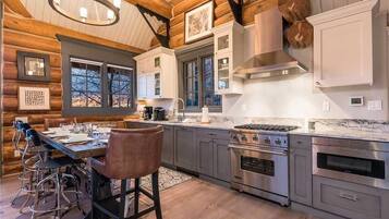 Condo, Multiple Beds (See Forever Cabin 107 (Condo)) | Private kitchen