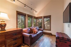 Living room - Crystal Chalet #12 (Telluride)