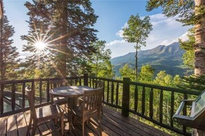 Ferienhaus, Mehrere Betten (Crystal Chalet #12 (Private Home)) | Balkon