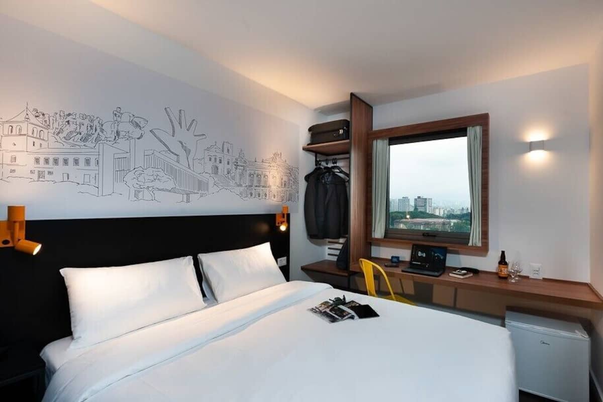 Standard Double Room | Desk, blackout curtains, soundproofing, iron/ironing board