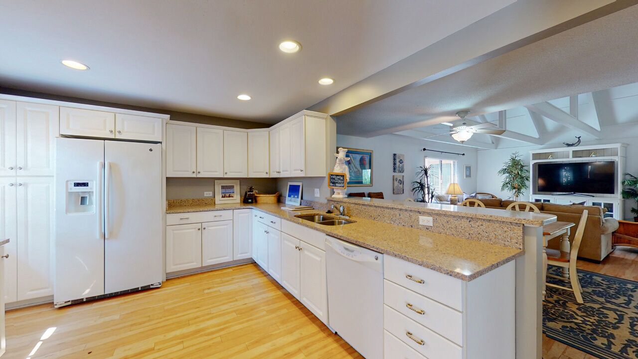 Beautiful Three Bedroom Villa with Many Updates!