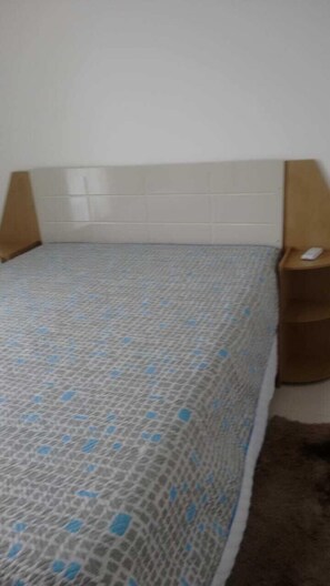 2 quartos, ferros/tábuas de passar roupa, Wi-Fi