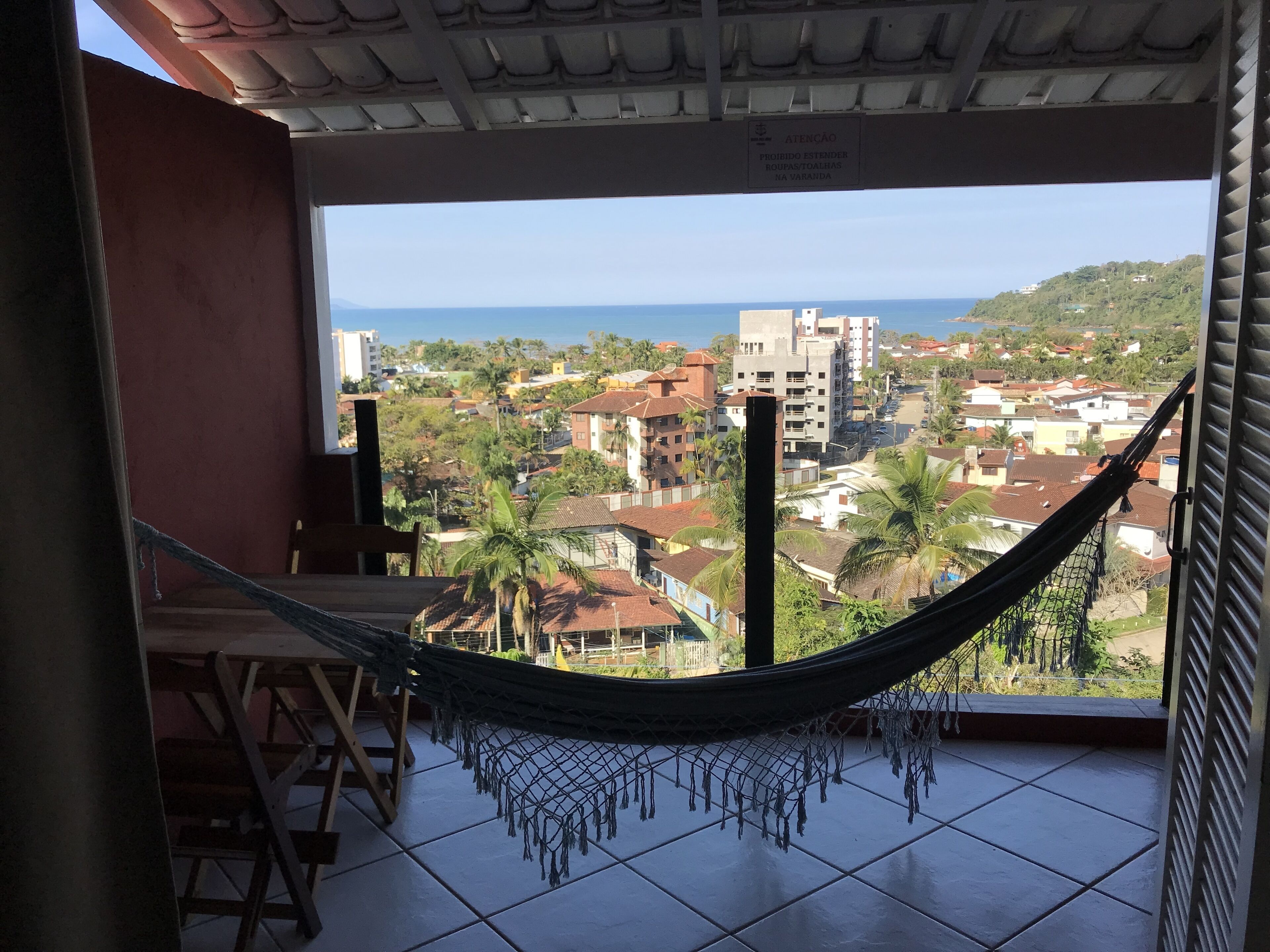Suíte estúdio luxo | Frigobar, cortinas blackout, Wi-Fi de cortesia, roupa de cama