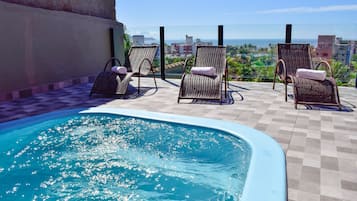 2 outdoor pools, open noon to 10:00 PM, pool loungers